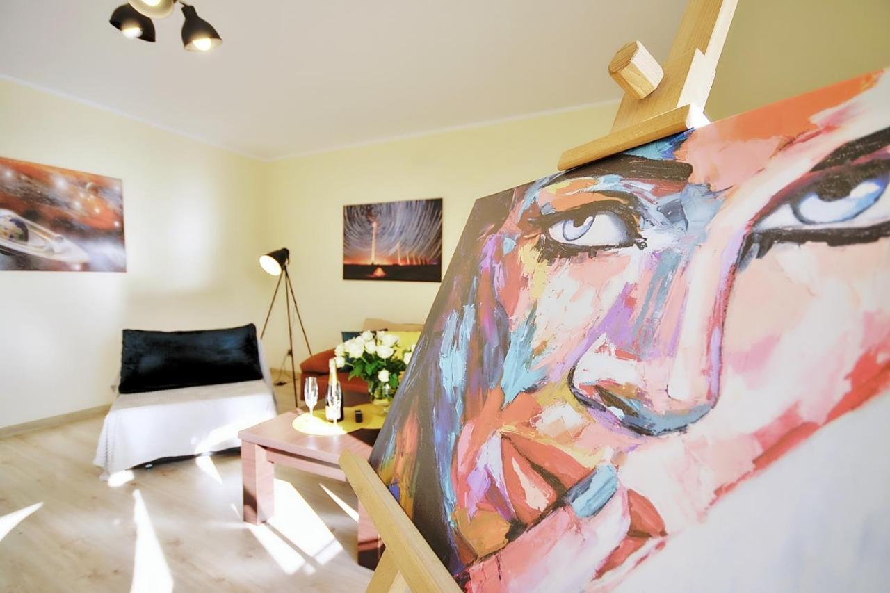 50 M Do Plazy Thobruk Apartamenty Piekna Dama Z Kolobrzegu ภายนอก รูปภาพ