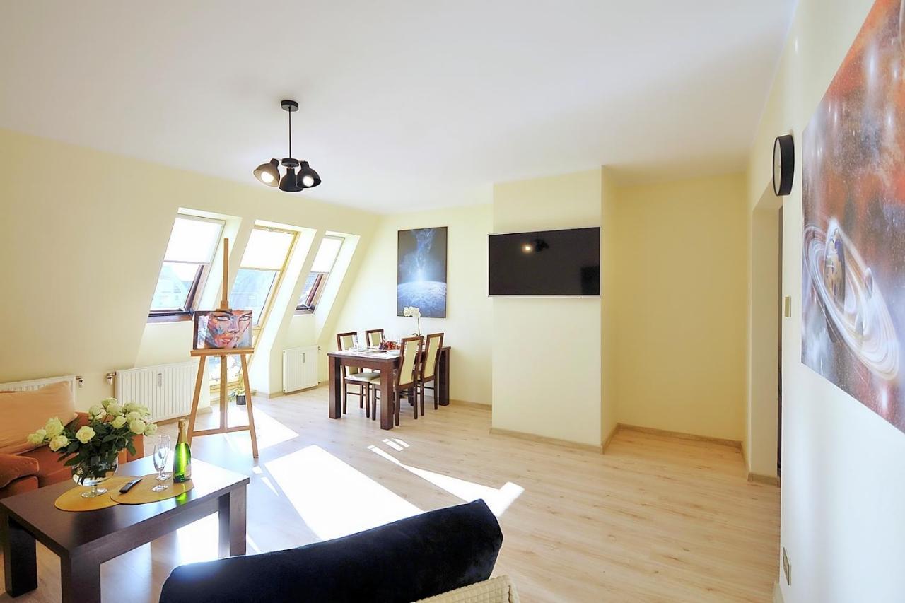 50 M Do Plazy Thobruk Apartamenty Piekna Dama Z Kolobrzegu ภายนอก รูปภาพ