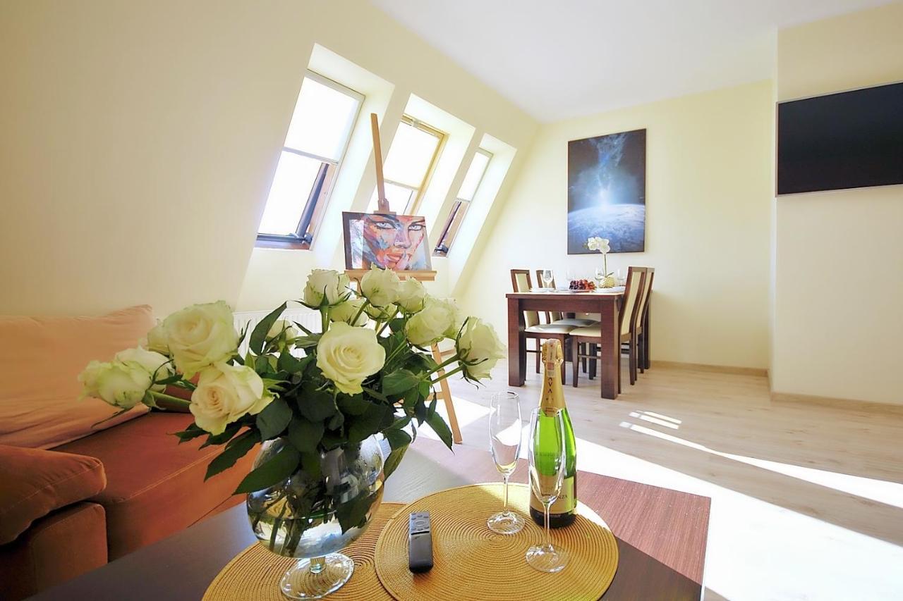 50 M Do Plazy Thobruk Apartamenty Piekna Dama Z Kolobrzegu ภายนอก รูปภาพ
